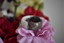 Load image into Gallery viewer, Stag Antler Ring